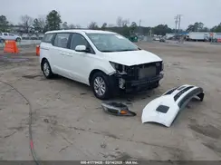 KNDMA5C16H6285084 2017 KIA SEDONA