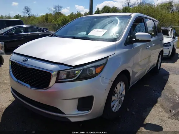 KNDMA5C17G6156804 2016 KIA SEDONA - Image 2