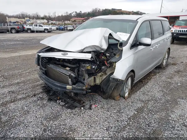 KNDMA5C17G6174588 2016 KIA SEDONA - Image 2
