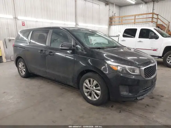KNDMA5C17G6184215 2016 KIA SEDONA - Image 1