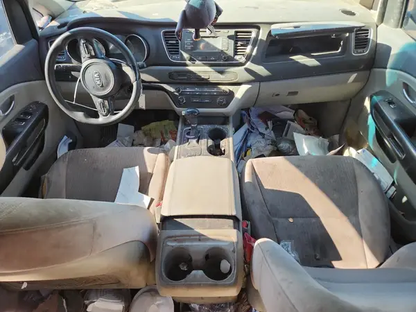 KNDMA5C17G6186689 2016 KIA SEDONA - Image 8