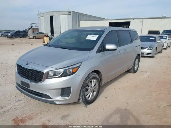 KNDMA5C17G6206441 2016 KIA SEDONA - Image 2