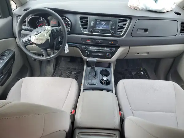 KNDMA5C17H6255821 2017 KIA SEDONA - Image 8
