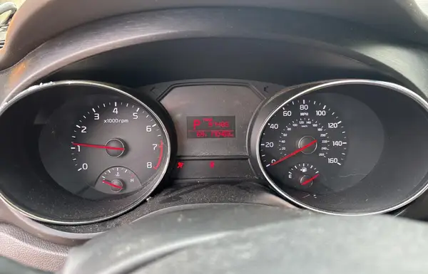 KNDMA5C17H6259688 2017 KIA SEDONA - Image 8