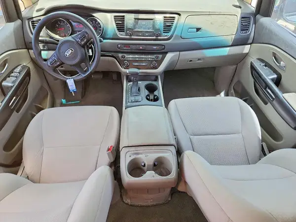 KNDMA5C17H6279522 2017 KIA SEDONA - Image 8