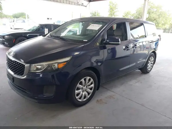 KNDMA5C17J6377309 2018 KIA SEDONA - Image 2