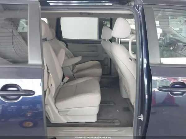 KNDMA5C17J6377309 2018 KIA SEDONA - Image 8
