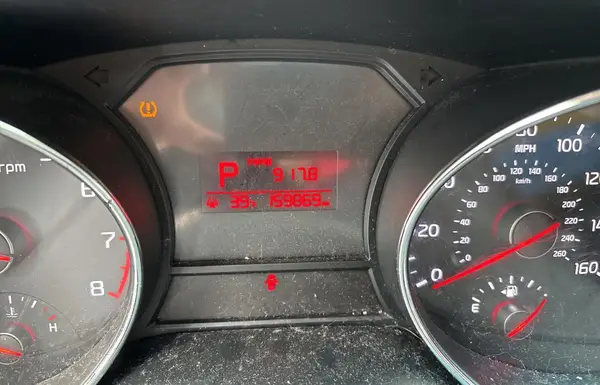 KNDMA5C17J6403388 2018 KIA SEDONA - Image 8