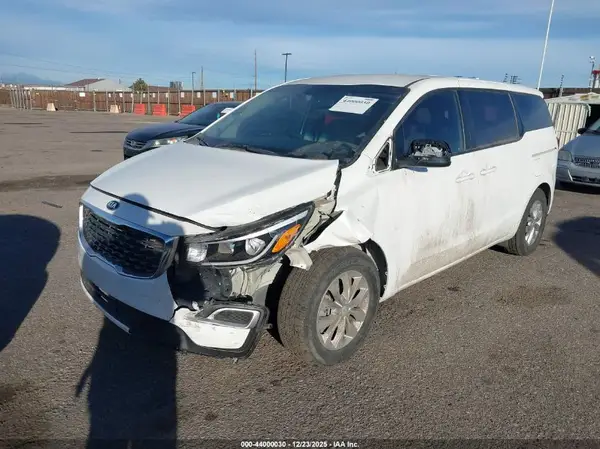 KNDMA5C17K6509003 2019 KIA SEDONA - Image 2