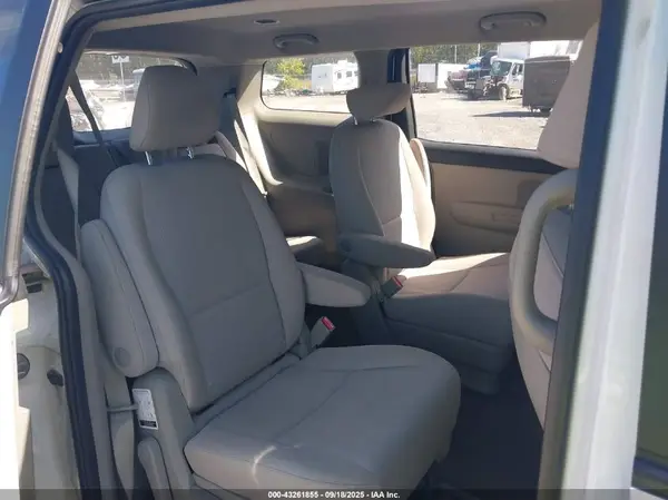 KNDMA5C17L6608034 2020 KIA SEDONA - Image 8
