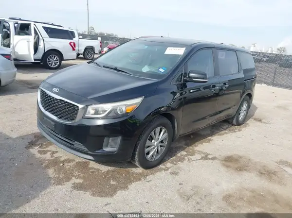 KNDMA5C18G6120832 2016 KIA SEDONA - Image 2