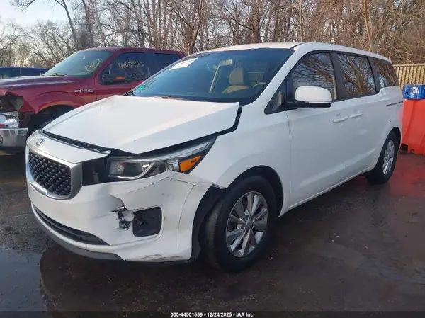KNDMA5C18G6144824 2016 KIA SEDONA - Image 2