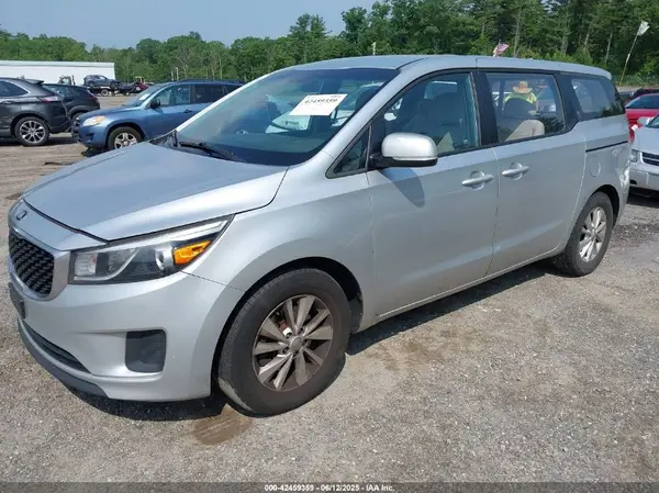 KNDMA5C18G6150350 2016 KIA SEDONA - Image 2