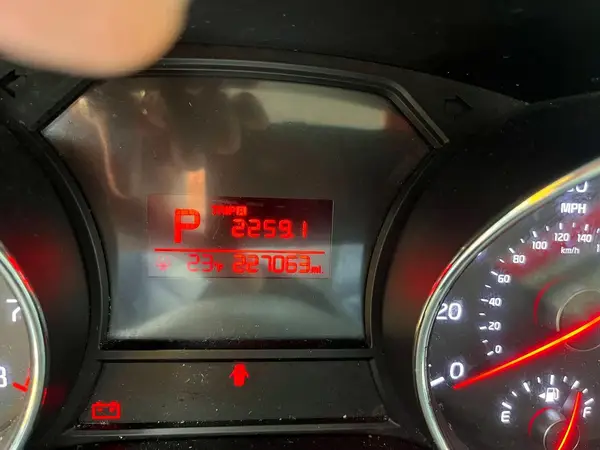 KNDMA5C18G6173109 2016 KIA SEDONA - Image 8