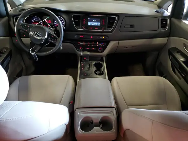 KNDMA5C18H6258968 2017 KIA SEDONA - Image 8