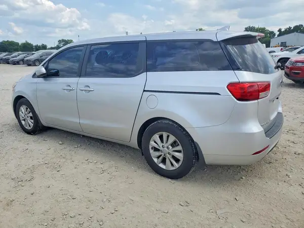 KNDMA5C18H6261174 2017 KIA SEDONA - Image 2