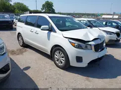 KNDMA5C18H6278704 2017 KIA SEDONA