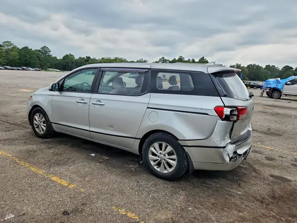 KNDMA5C18H6279593 2017 KIA SEDONA - Image 2