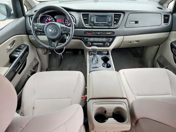 KNDMA5C18H6279593 2017 KIA SEDONA - Image 8