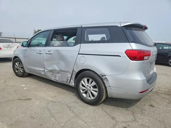 KNDMA5C18J6398640 2018 KIA SEDONA - Image 2