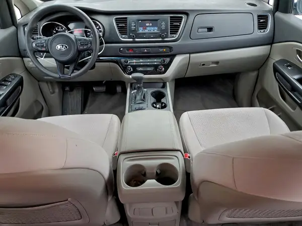 KNDMA5C18J6404923 2018 KIA SEDONA - Image 8