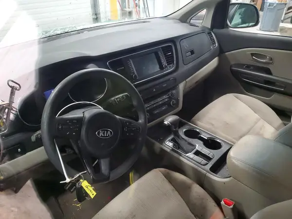 KNDMA5C18K6462175 2019 KIA SEDONA - Image 8