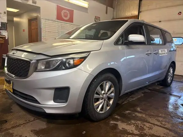 KNDMA5C19G6104798 2016 KIA SEDONA - Image 2