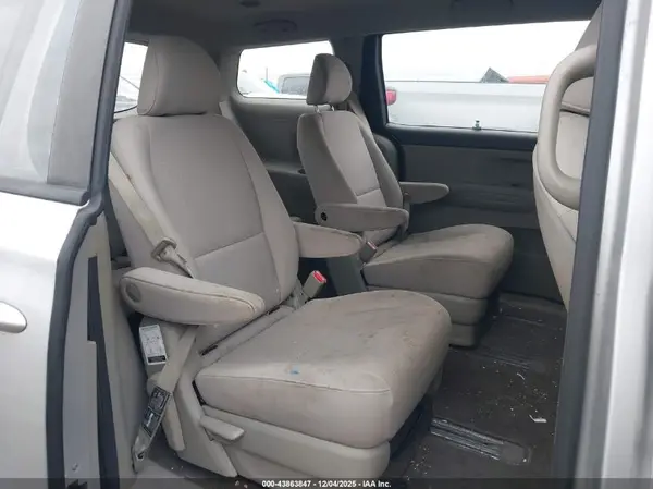 KNDMA5C19G6186113 2016 KIA SEDONA - Image 8
