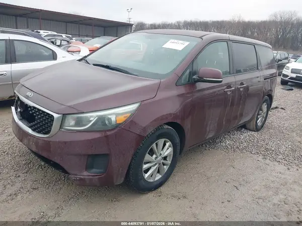 KNDMA5C19G6186144 2016 KIA SEDONA - Image 2