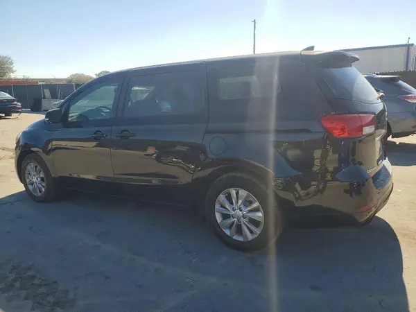 KNDMA5C19H6257652 2017 KIA SEDONA - Image 2