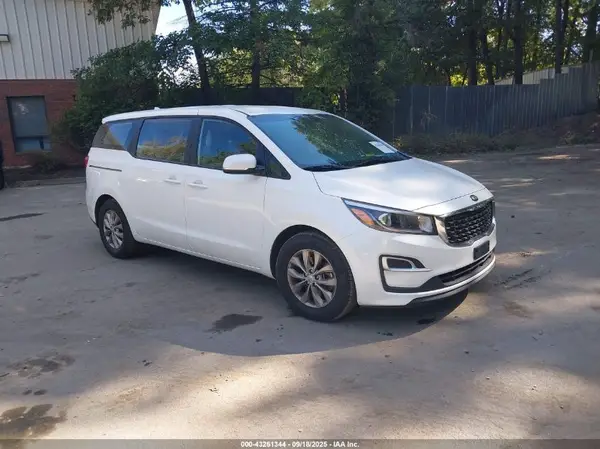 KNDMA5C19L6613638 2020 KIA SEDONA - Image 1