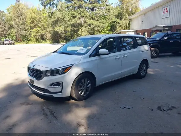 KNDMA5C19L6613638 2020 KIA SEDONA - Image 2