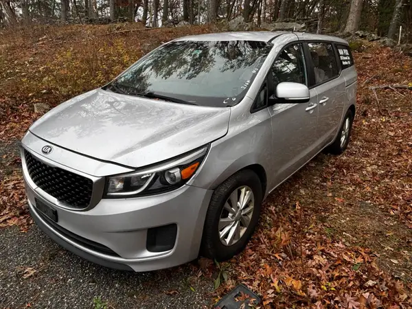 KNDMA5C1XG6173953 2016 KIA SEDONA - Image 2