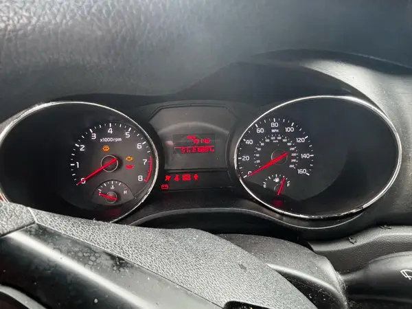 KNDMA5C1XG6173953 2016 KIA SEDONA - Image 8