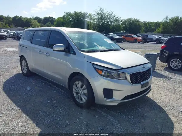 KNDMA5C1XH6279532 2017 KIA SEDONA - Image 1