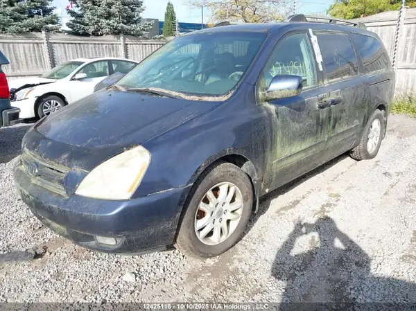 KNDMB233466017547 2017 KIA SEDONA - Image 2