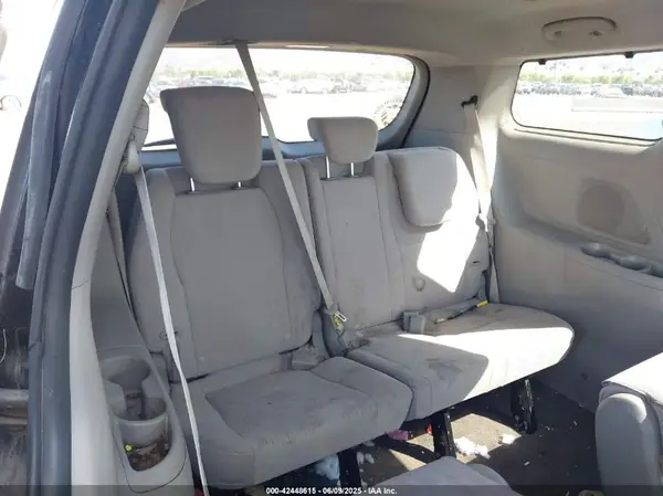 KNDMB5C10G6083062 2016 KIA SEDONA - Image 8
