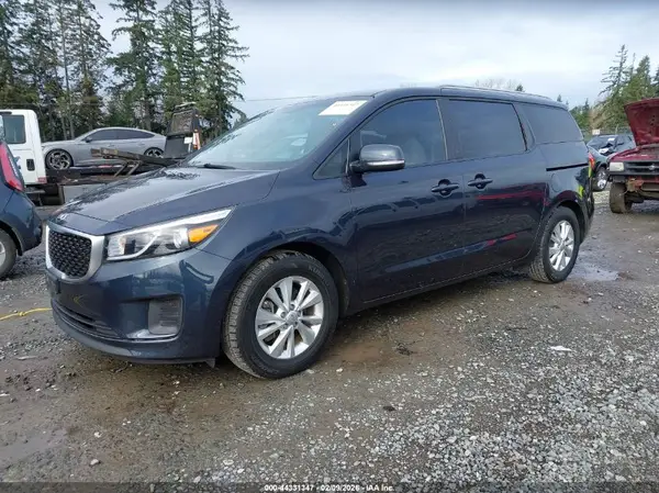 KNDMB5C10G6086642 2016 KIA SEDONA - Image 2