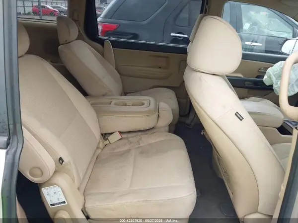 KNDMB5C10G6093414 2016 KIA SEDONA - Image 8
