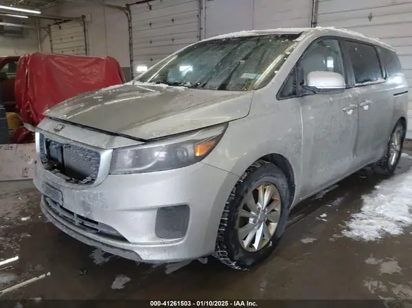 KNDMB5C10G6095258 2016 KIA SEDONA - Image 2