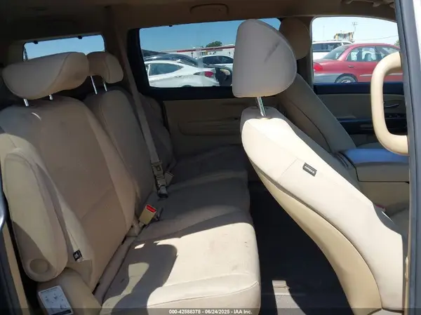 KNDMB5C10G6099259 2016 KIA SEDONA - Image 8