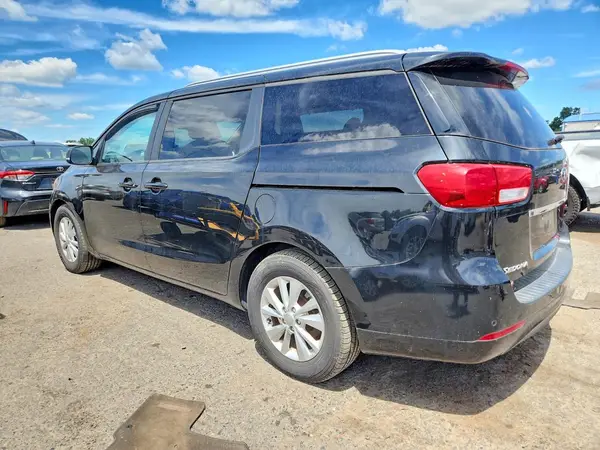 KNDMB5C10G6111202 2016 KIA SEDONA - Image 2