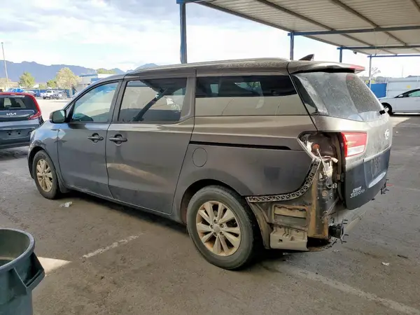 KNDMB5C10G6112334 2016 KIA SEDONA - Image 2