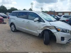 KNDMB5C10G6118991 2016 KIA SEDONA