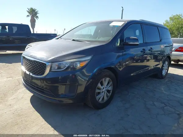 KNDMB5C10G6119493 2016 KIA SEDONA - Image 2