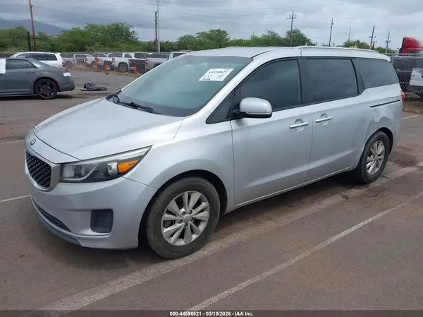 KNDMB5C10G6131868 2016 KIA SEDONA - Image 2