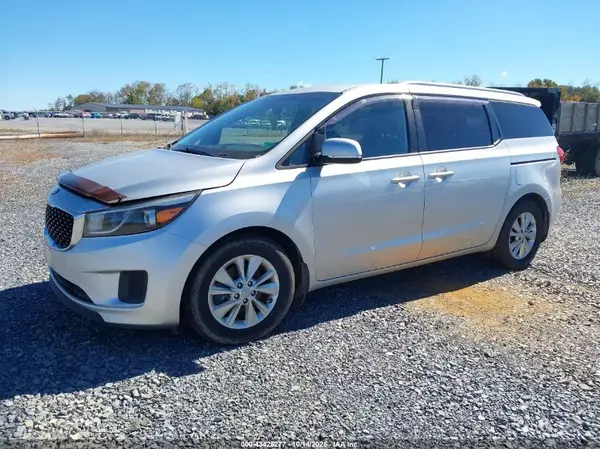 KNDMB5C10G6162926 2016 KIA SEDONA - Image 2