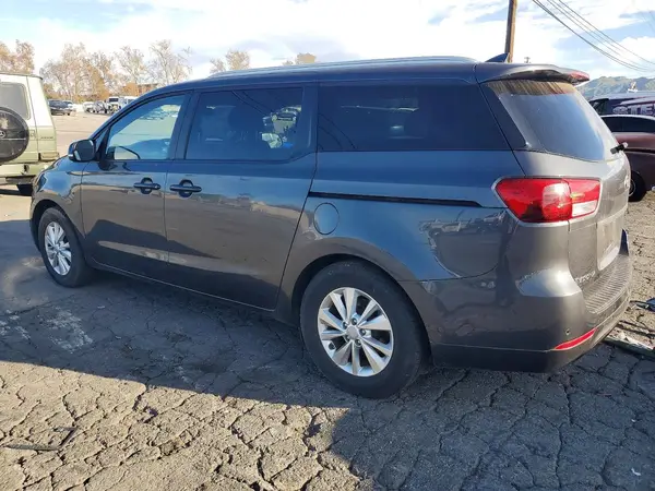 KNDMB5C10G6165096 2016 KIA SEDONA - Image 2