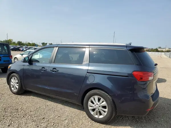 KNDMB5C10G6165857 2016 KIA SEDONA - Image 2