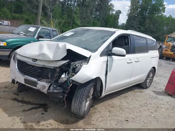 KNDMB5C10G6172226 2016 KIA SEDONA - Image 2